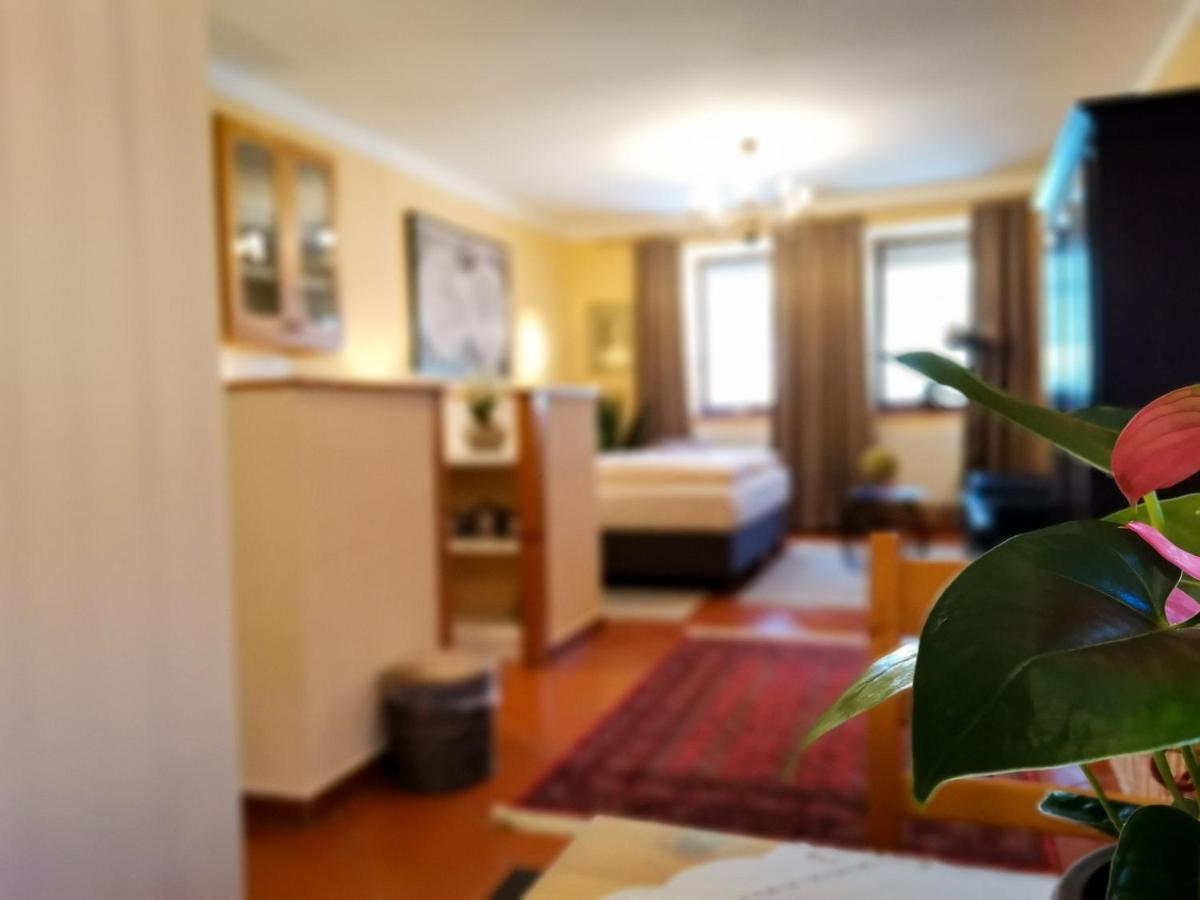 Gaestehaus Doris برباش ام نيوسيدله المظهر الخارجي الصورة